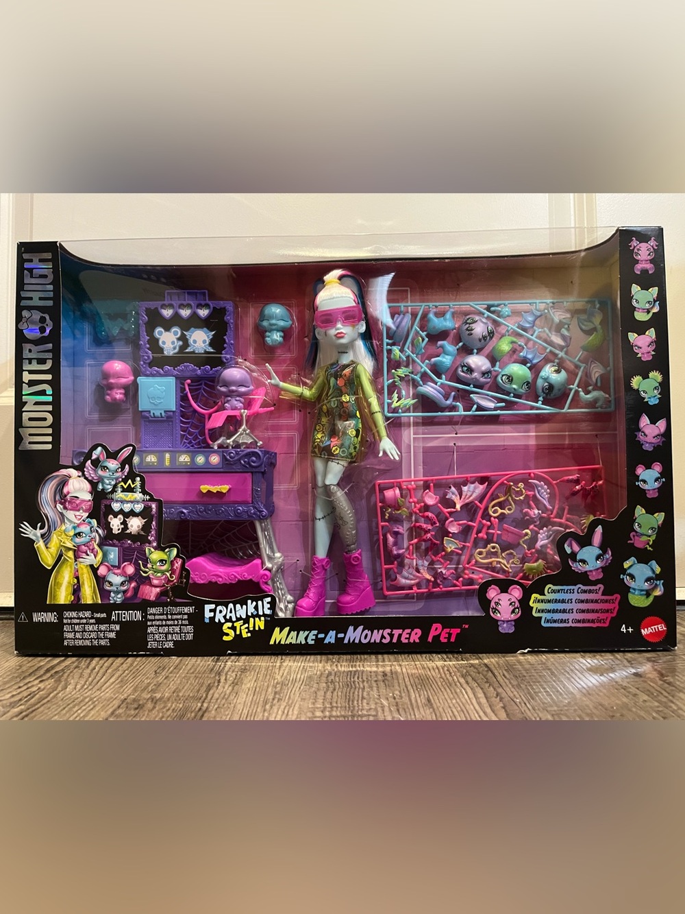 Mattel Monster High Frankie Stein Make-a-Monster Pet Doll Playset New